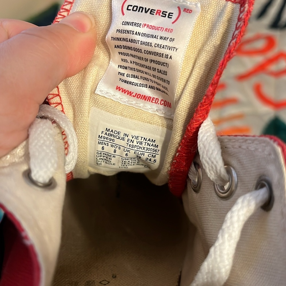 Low Top Converse - Picture 4 of 8